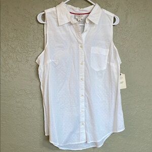 St. John's Bay White Sleeveless Button-Down Shirt